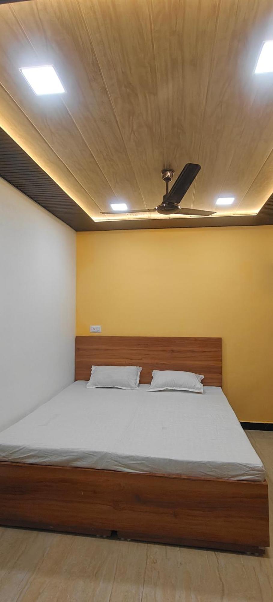 Hotel Mashaal- A Light Lit By Vidhata Jhānsi Exteriör bild