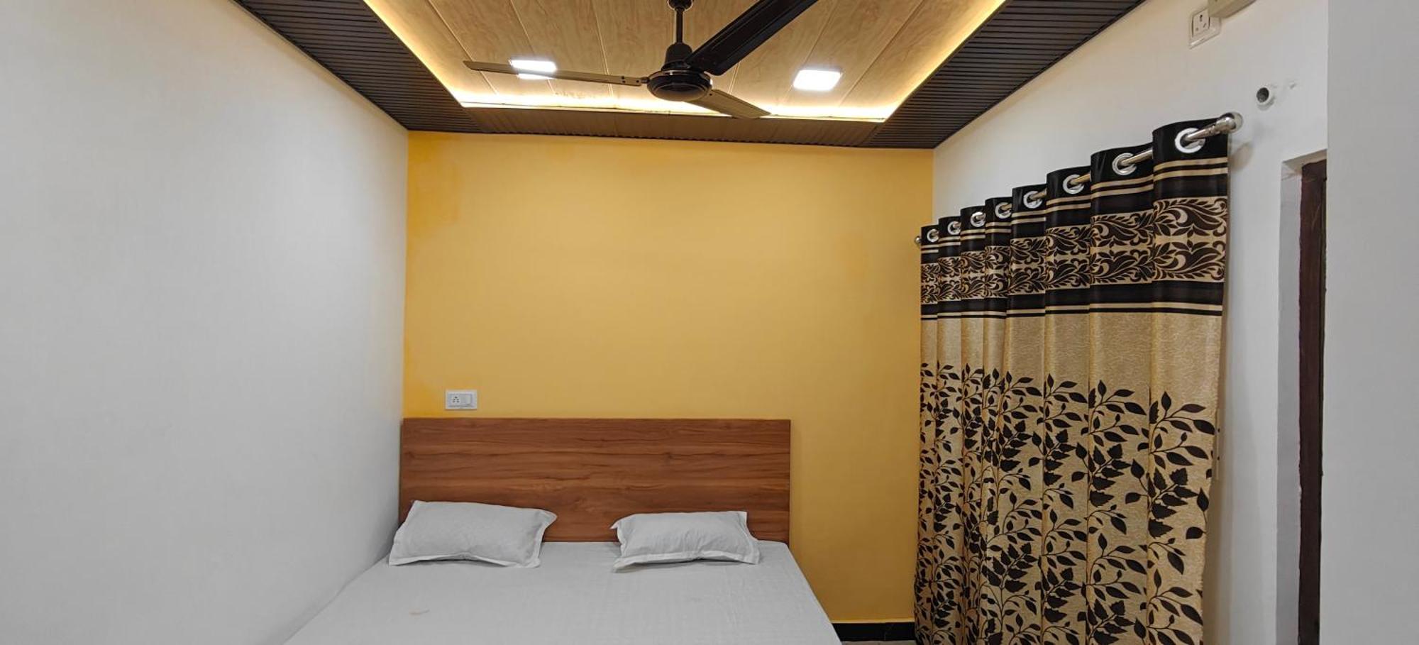 Hotel Mashaal- A Light Lit By Vidhata Jhānsi Exteriör bild